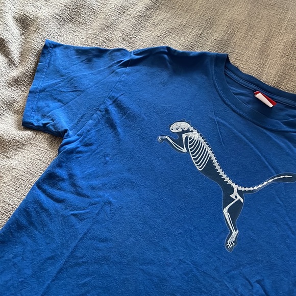 Puma T-shirt - Picture 3 of 6